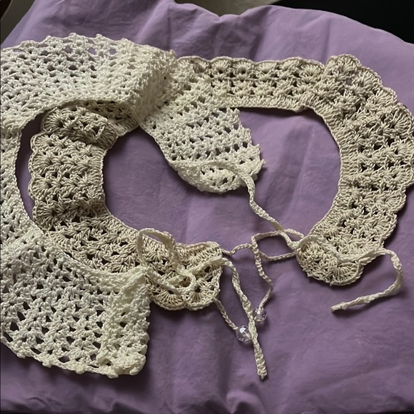 2 Vintage handmade Crochet Collars - Picture 7 of 7